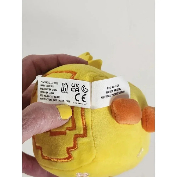 Pet Simulator Series 2 Pixel Yellow Chick Plush Phatmojo 4" - Picture 7 of 8